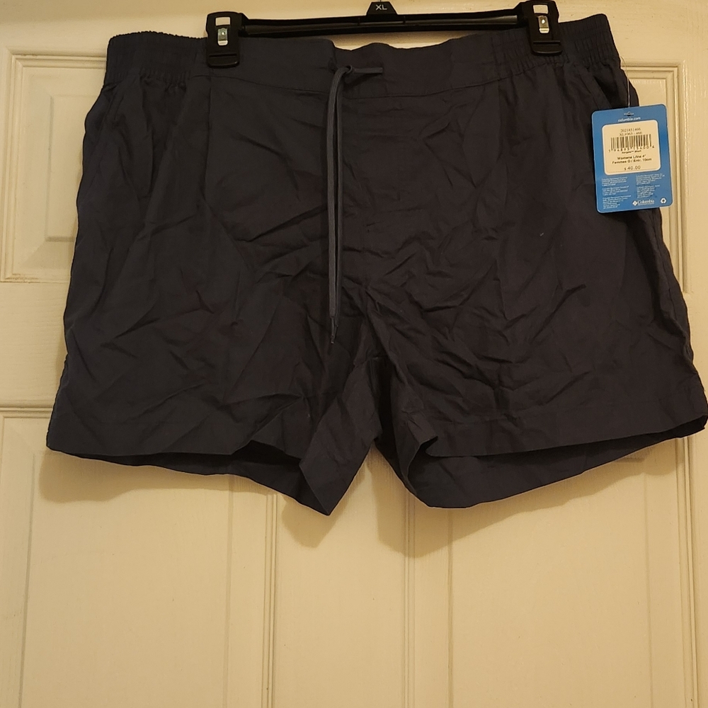 Columbia Women's Dark Blue Athletic Shorts